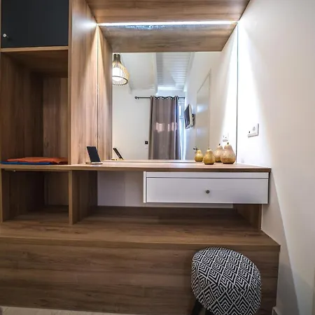 Apartment Plazasuite1600 *